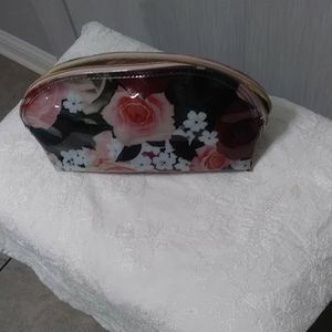 Taylor brooke travel bag floral pink